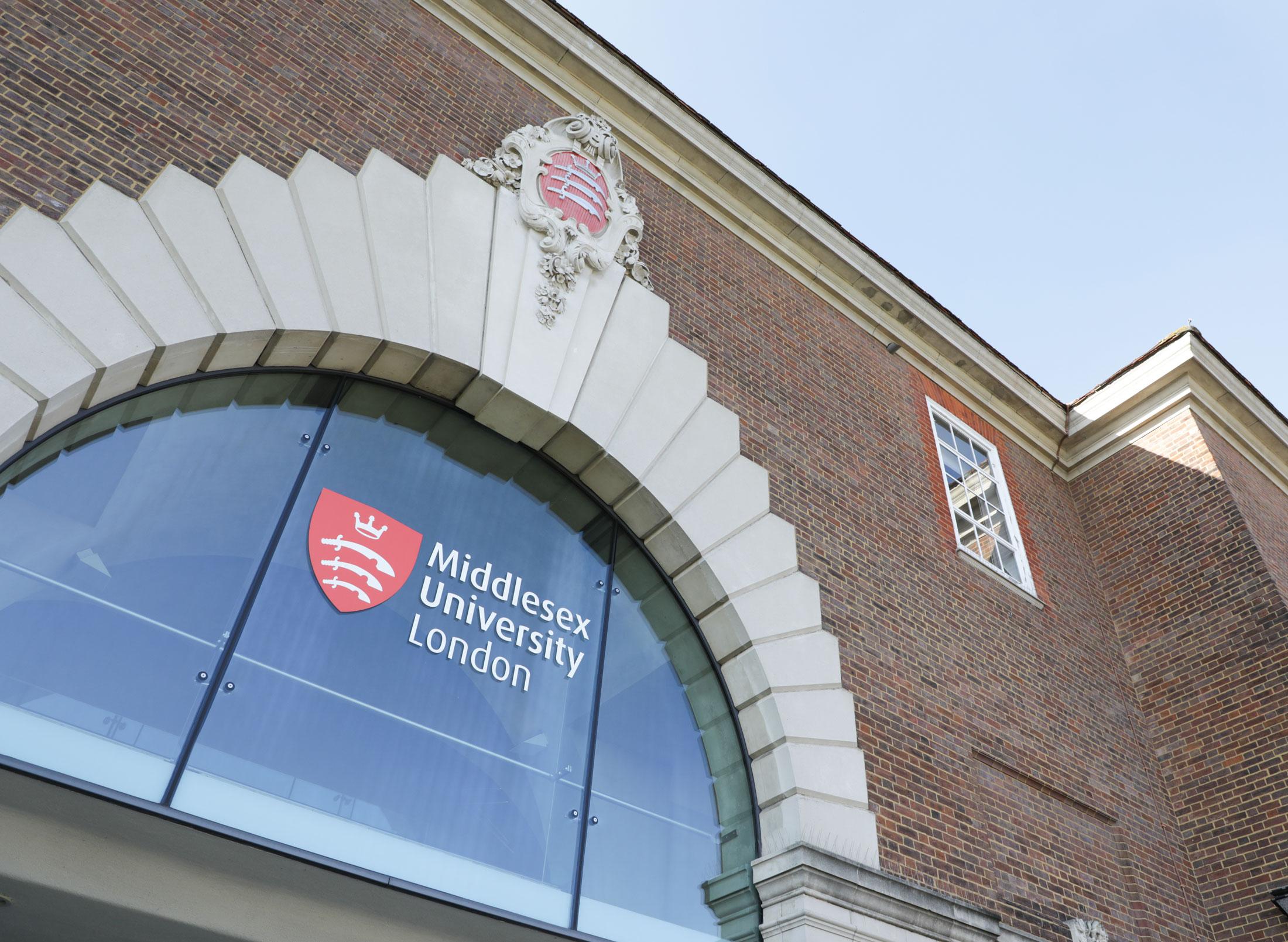 KITMAN x The University of Middlesex, London! ✨🌍